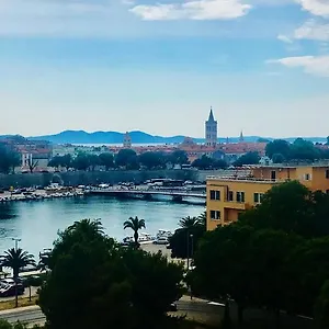 Mahagony Deluxe Apartament Zadar