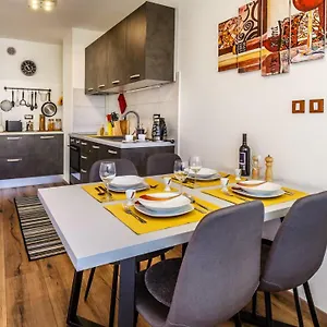 Arnold Apartament